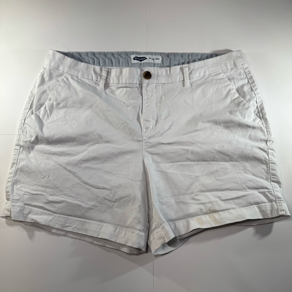 white old navy everyday short women’s size 14